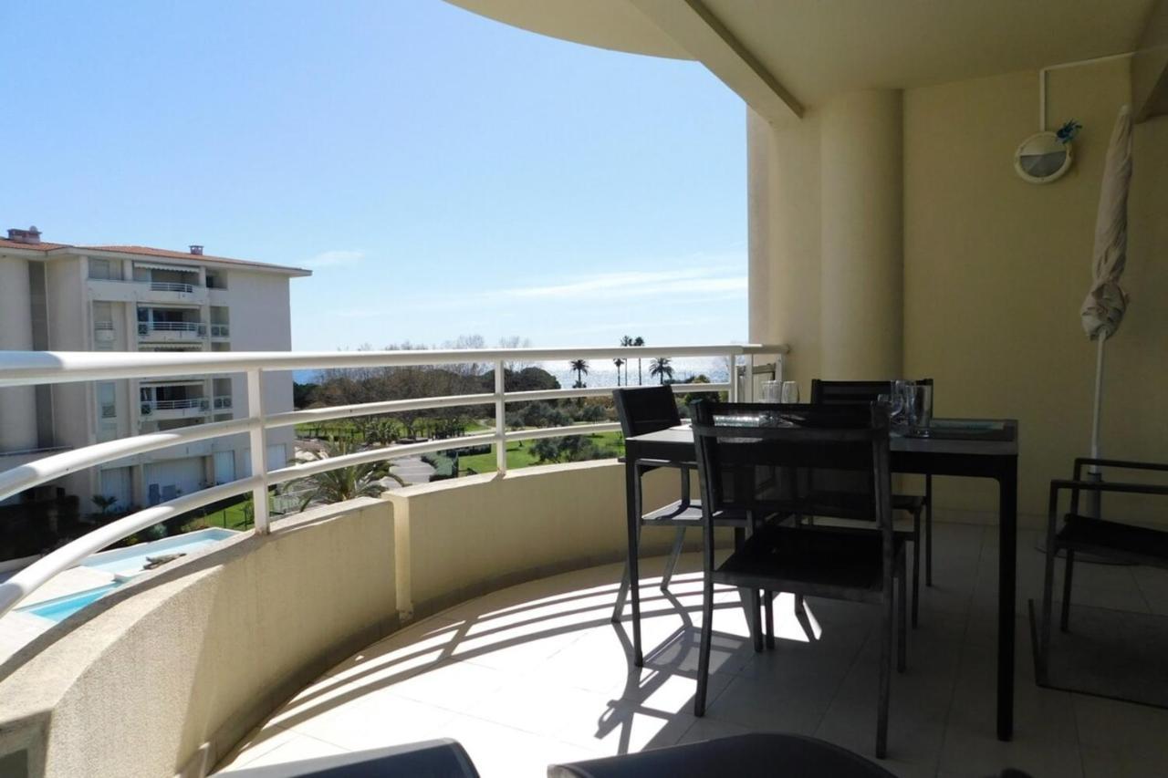 "T2 "Antibes Les Pins 3" Air Conditionned Sea View With Parking And Pool" Lägenhet Exteriör bild